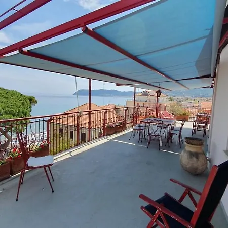 Apartment Attico Vista Mare Con Terrazzo